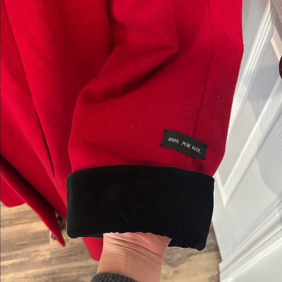 Donnybrook red and black 100% wool coat with genuine fur trim hood size 12 - Picture 5 of 16